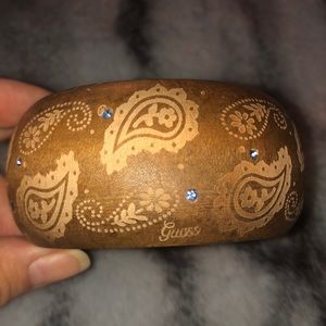 Wooden bracelet with blue crystals